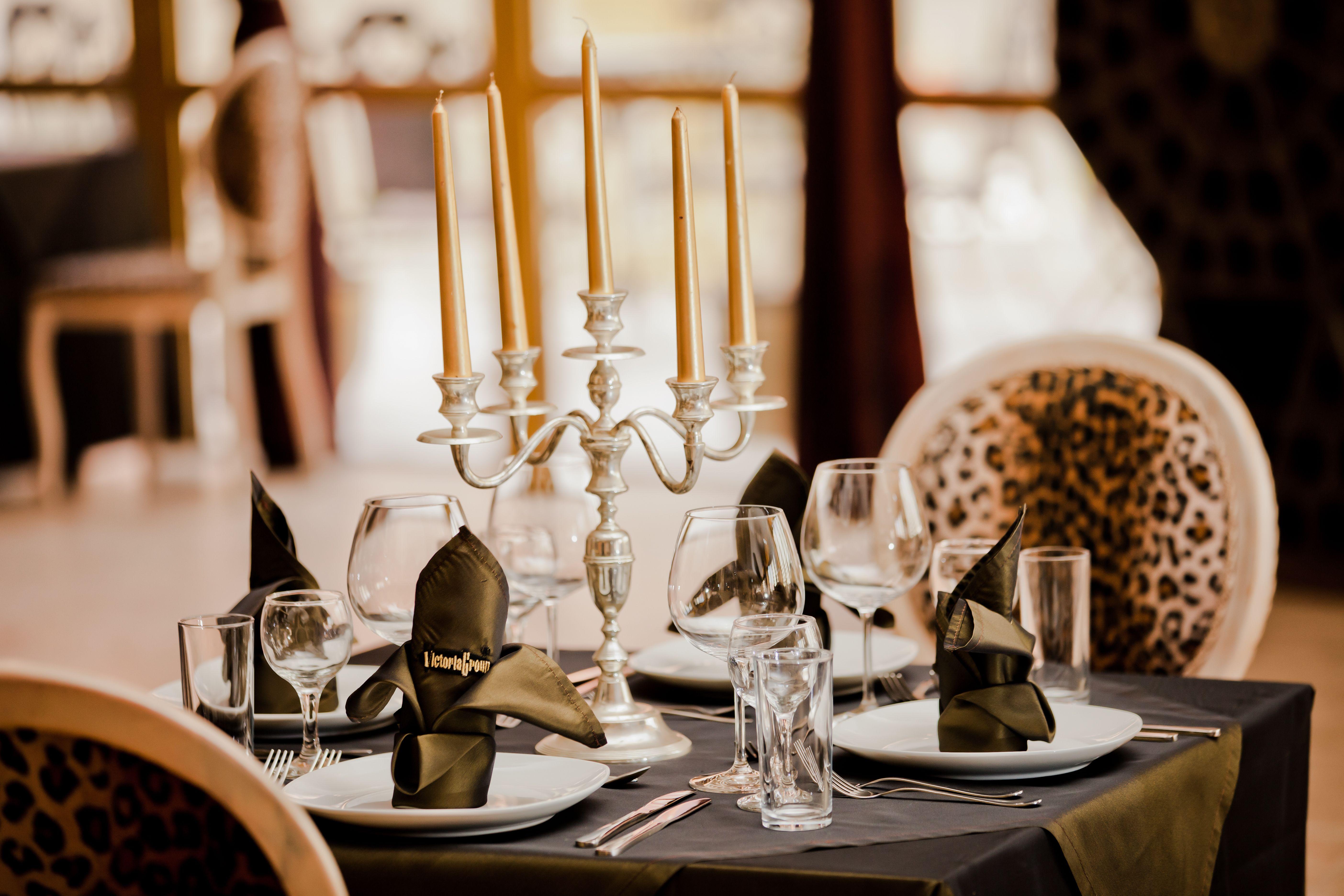 Imperial Palace Hotel 써니비치 외부 사진 A table set for a formal dinner