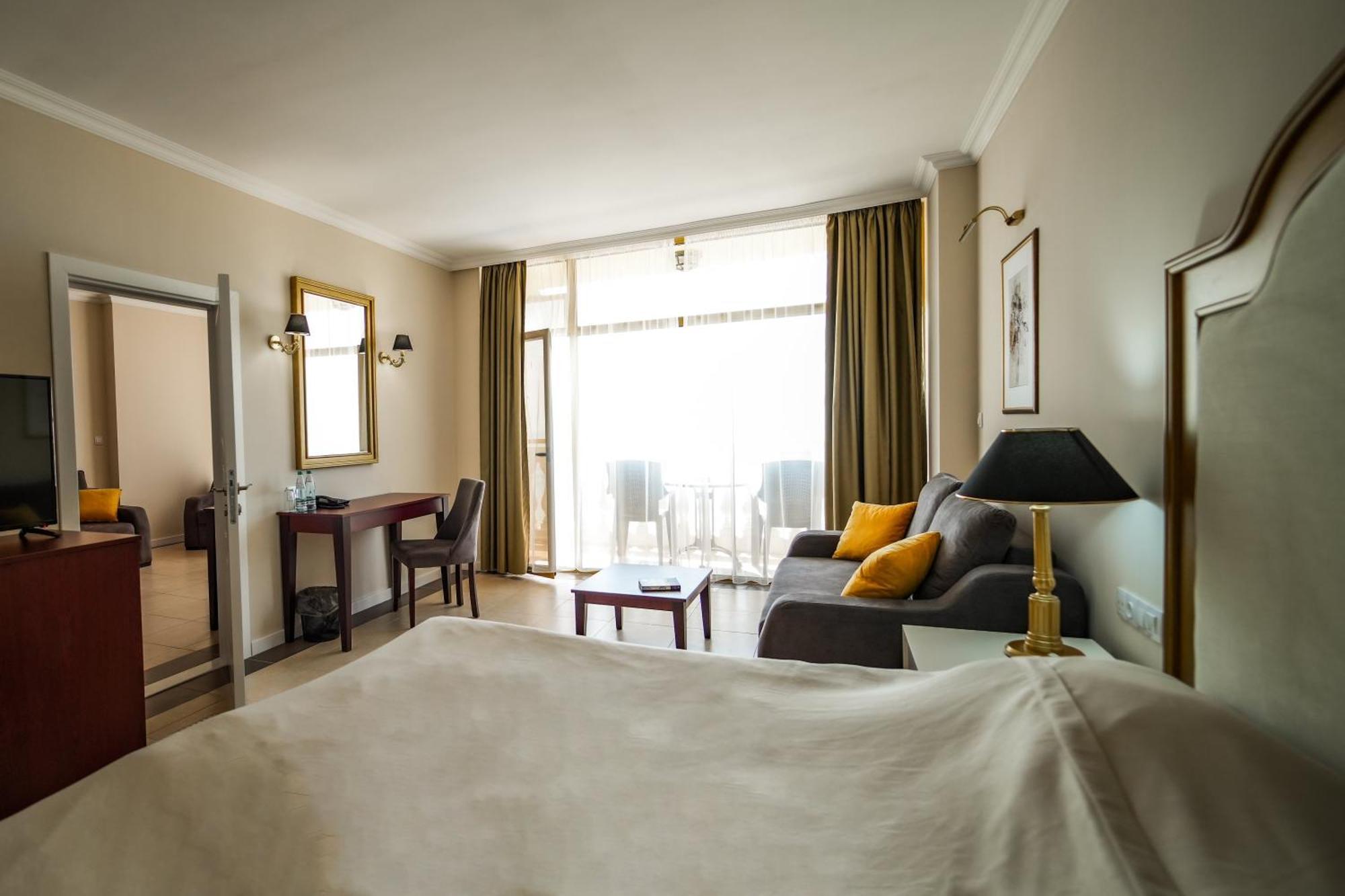 Imperial Palace Hotel 써니비치 외부 사진